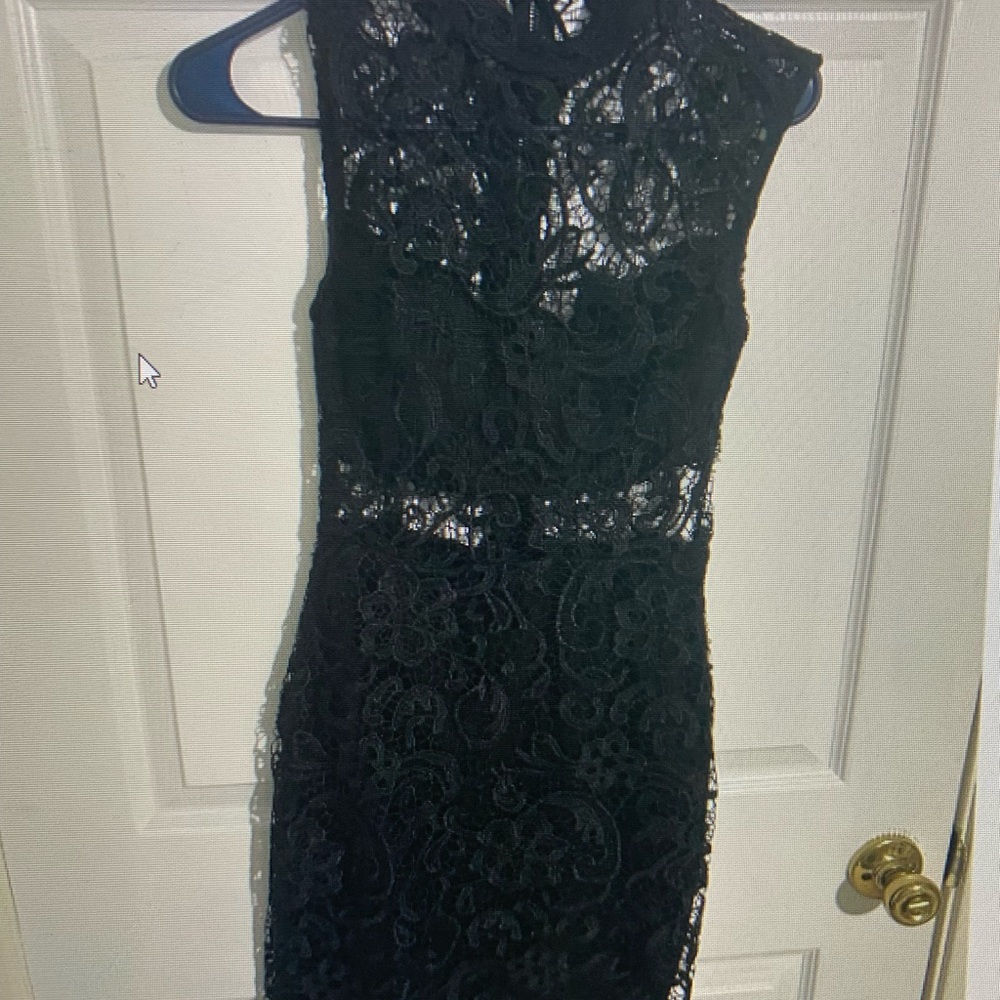 Elegant Black Lace Dress